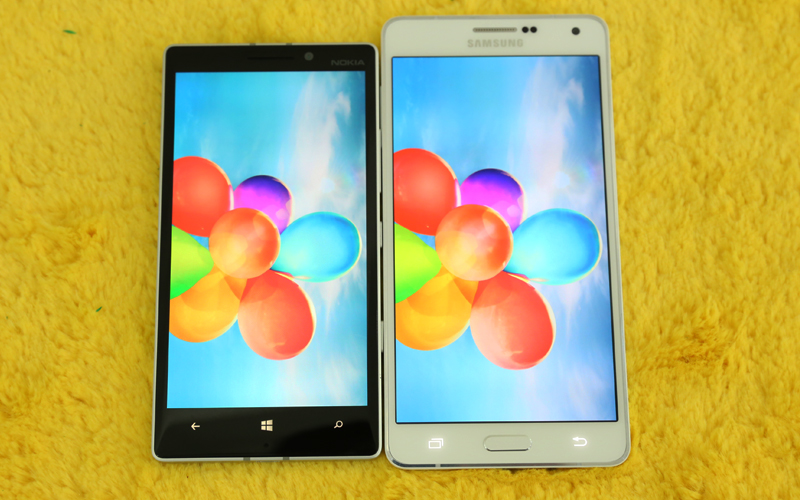 So sánh Nokia Lumia 930 và Samsung Galaxy A7 So sánh Nokia Lumia 930 và Samsung Galaxy A7
