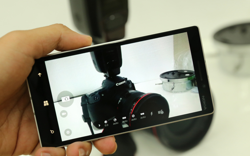 So sánh Nokia Lumia 930 và Samsung Galaxy A7 So sánh Nokia Lumia 930 và Samsung Galaxy A7