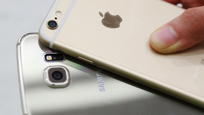so-sanh-samsung-galaxy-s6-va-iphone-6-6