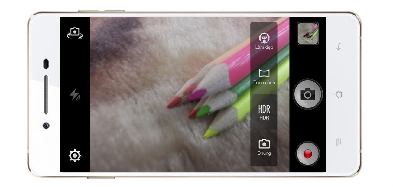 Chọn biểu tượng HDR để có thể bật tính năng này lên Chọn biểu tượng HDR để có thể bật tính năng này lên