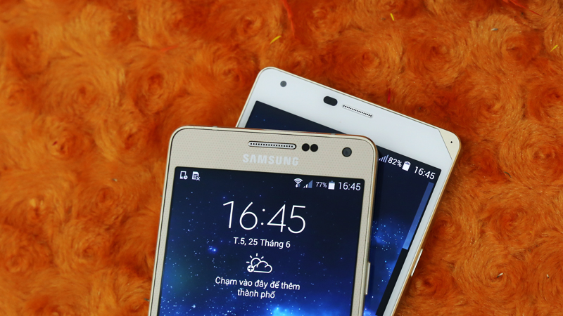 So sánh Samsung Galaxy A5 và Pantech Vega Iron 2