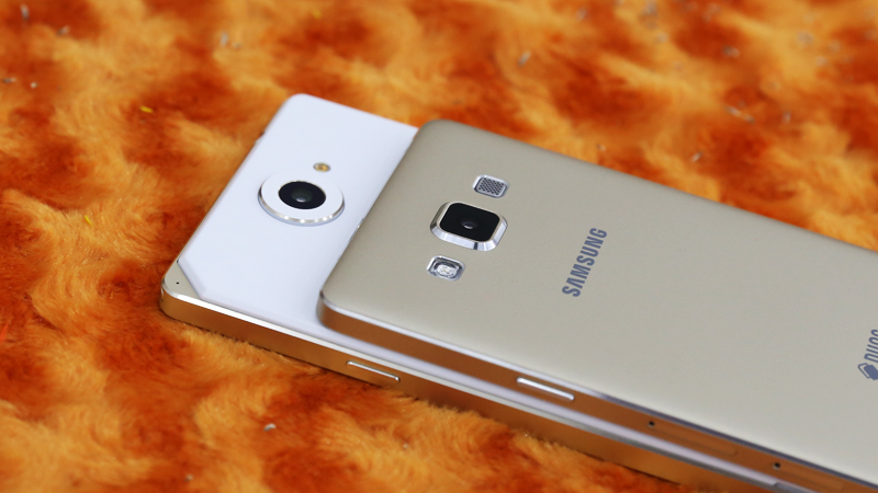 So sánh Samsung Galaxy A5 và Pantech Vega Iron 2