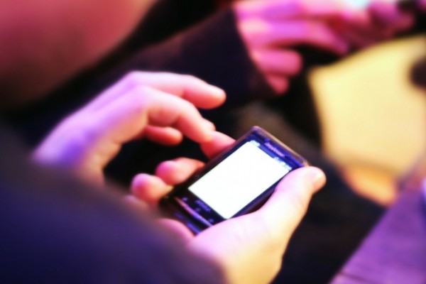 Smartphone giúp phim ‘mát mẻ’ phổ biến hơn