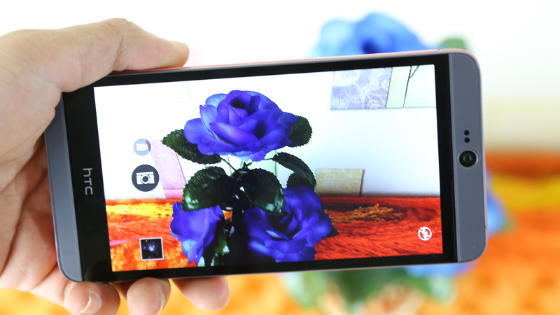 Giao diện camera HTC Desire 826
