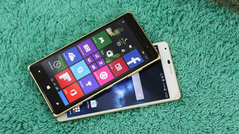 So sánh Lumia 830 và Pantech Vega Iron 2