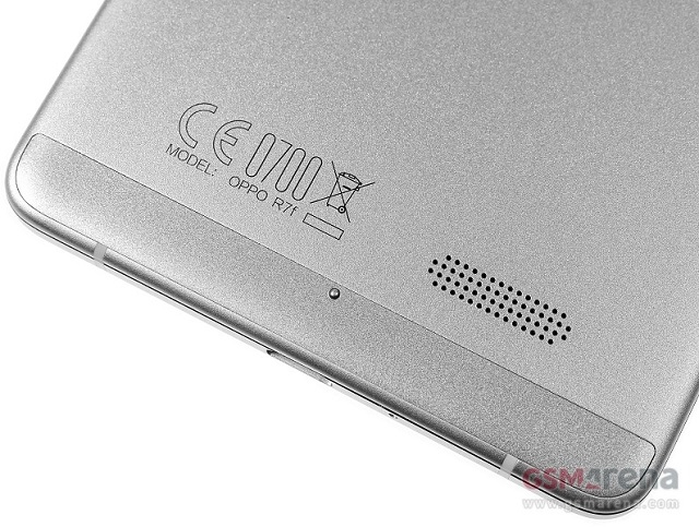 cham-nho-phia-sau cham-nho-phia-sau