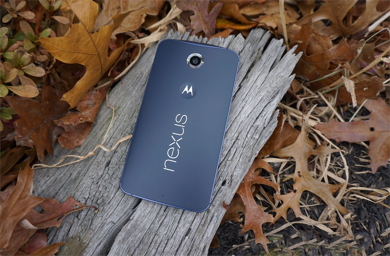 6 smartphone đã không được mỏng mà còn 'bự quá mức quy định'