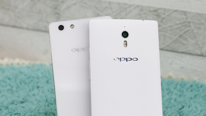 cụm camera sau 13MP trên 2 máy