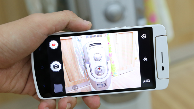 giao diện chụp ảnh của N1 Mini