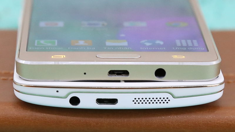 cạnh dưới của A5 và N1 mini