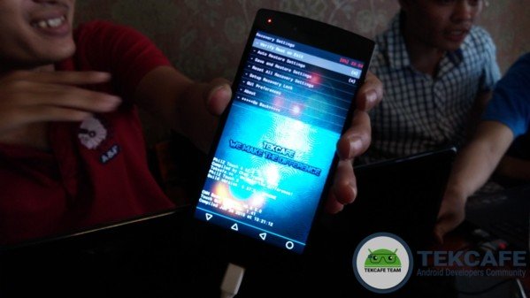 Smartphone siêu bảo mật Bphone cũng đã bị root