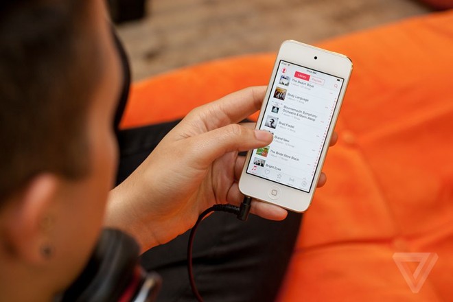 Thiết kế hệt như một chiếc iPhone 2 Thiết kế hệt như một chiếc iPhone 2