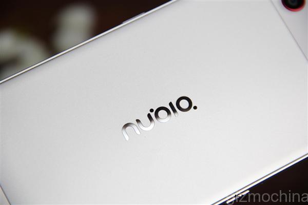 Thiết kế Nubia My Prague rất đẹp mắt 9