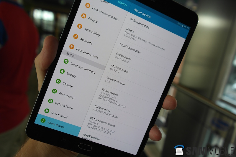 Màn hình rất sống động 3