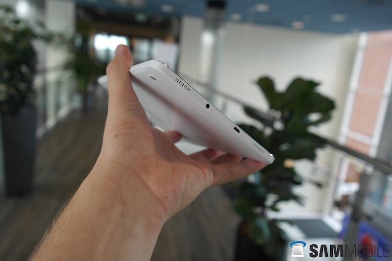 Máy có độ mỏng đáng khen