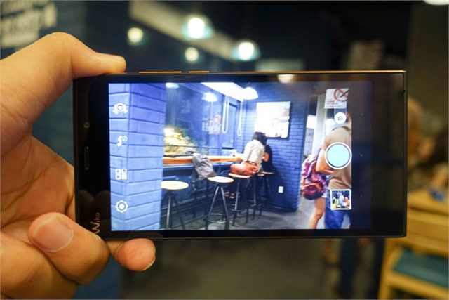 camera Wiko Ridge Fab 4G 4-doi-thu-zenfone2-5