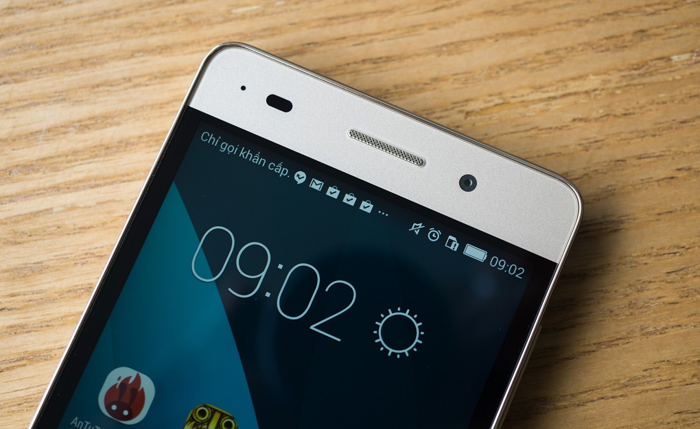 tren-tay-nhanh-honor-4c