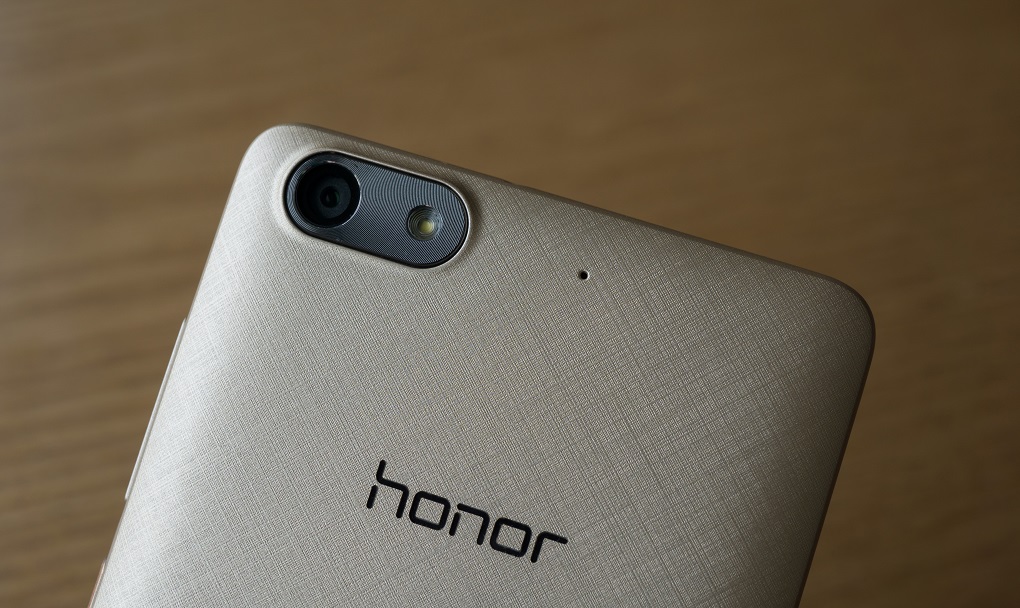 tren-tay-nhanh-honor-4c