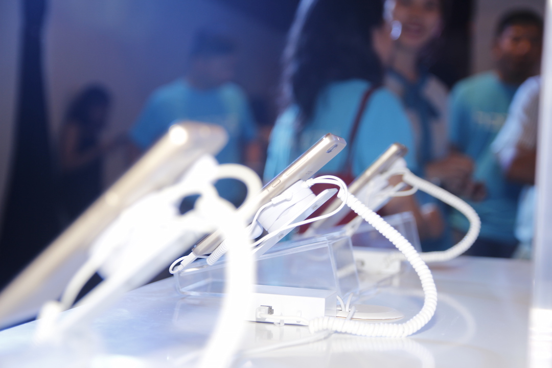 Honor 4C có hệ thống âm thanh rất ấn tượng Honor 4C sẽ bán ra ở Việt Nam từ ngày 03/08/2015