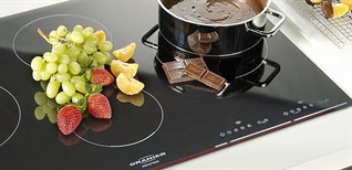 Công dụng của bếp từ là gì? Top 4 ưu điểm nổi bật của bếp từ