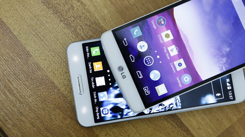 Pantech Vega Secret Up A900L và LG G3 Stylus