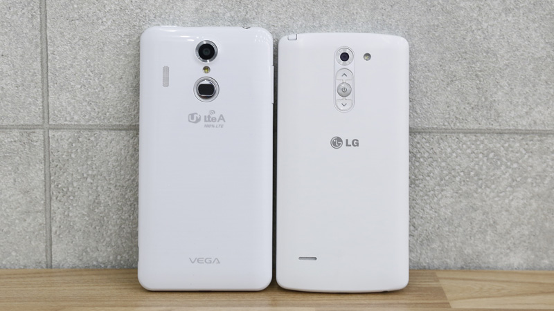 Pantech Vega Secret Up A900L và LG G3 Stylus