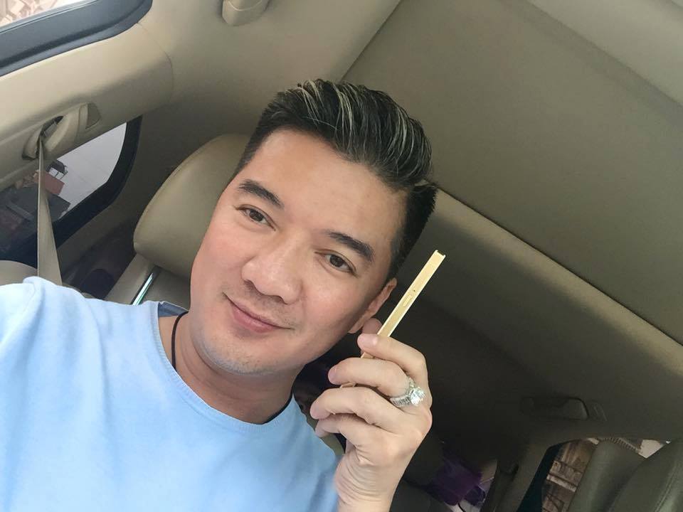 Những bức ảnh ngộ nghĩnh của anh với Bphone