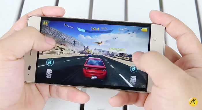 review-kha-nang-choi-game-honor-4c-2