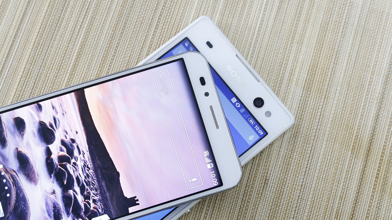 So sánh Pantech Vega Secret Up A900L và Sony Xperia C3