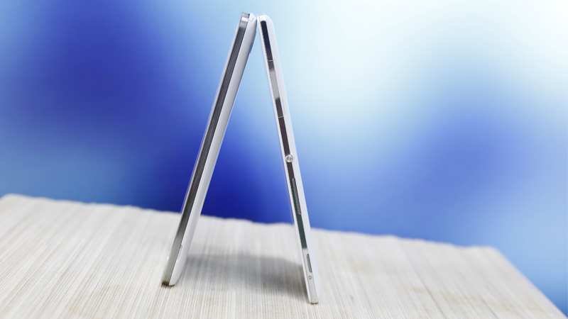 So sánh Pantech Vega Secret Up A900L và Sony Xperia C3