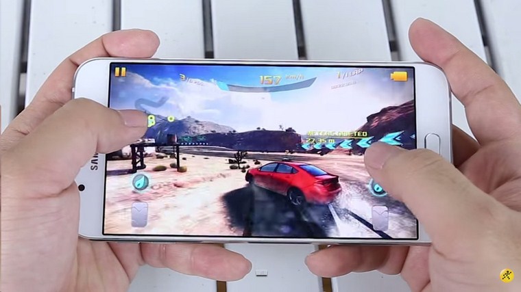 Galaxy chiến tốt các game khủng