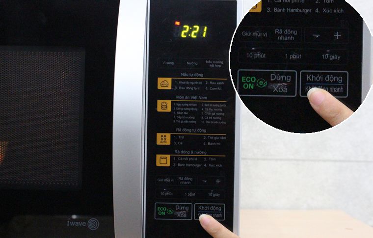 Trong khi nấu, bạn có thể gia tăng thời gian nấu 30 giây bằng cách nhấn nút “KHỞI ĐỘNG” Cách cài đặt chế độ khởi động nhanh cho lò vi sóng LG MH6342B > Trong khi nấu, bạn có thể gia tăng thời gian nấu 30 giây bằng cách nhấn nút “KHỞI ĐỘNG”