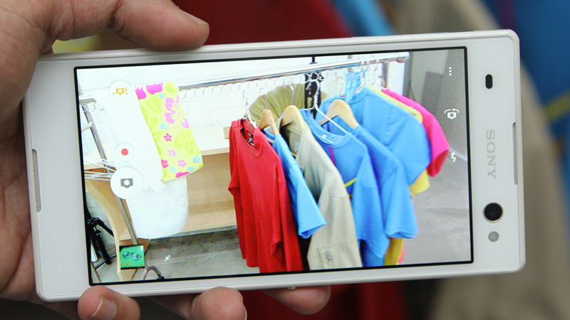 Giao diện camera trên Sony Xperia C3