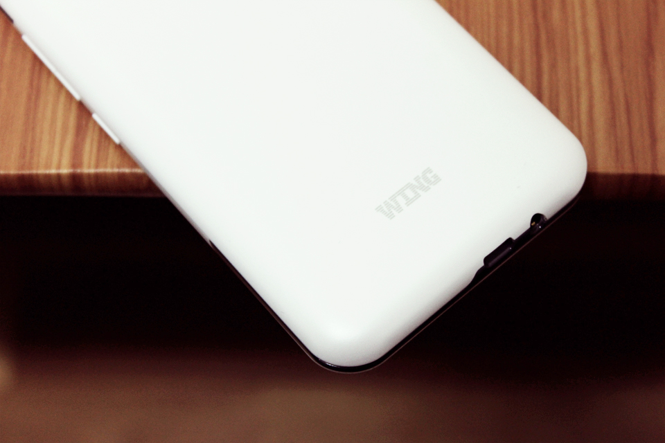 Cạnh dưới Wing V45