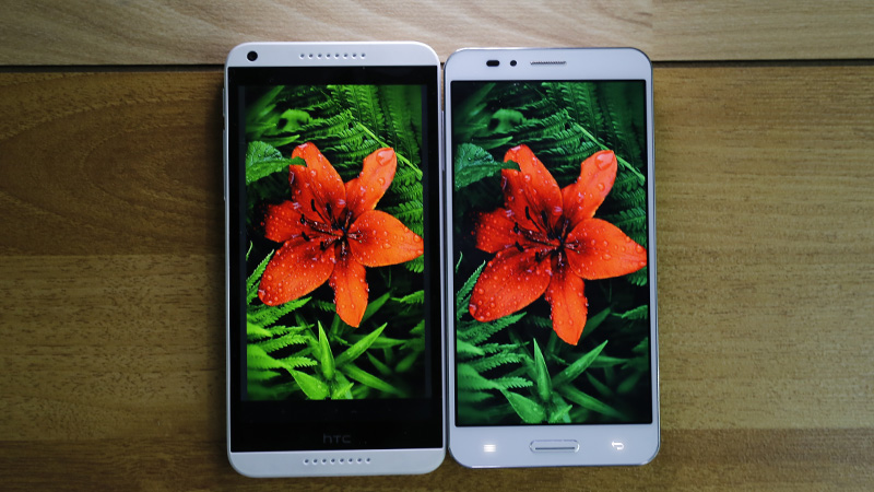 So sánh Pantech Vega Secret Up A900L và HTC Desire 816G
