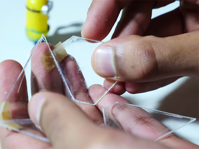 ráp mẫu làm phụ kiện xem 3D trên smartphone