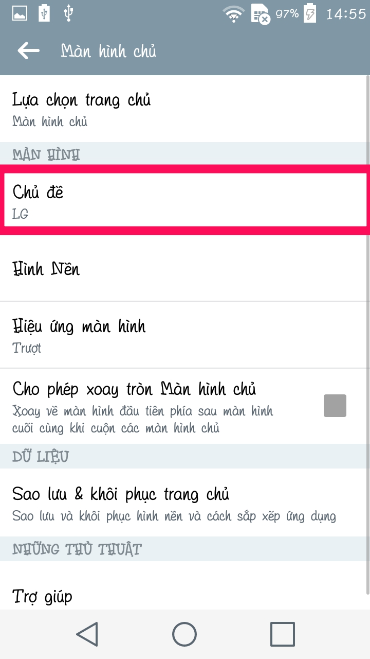 Vào Cài đặt > Màn hình chủ > Chủ đề