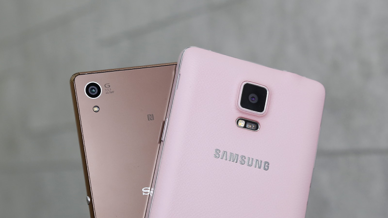 So sánh galaxy note 4 và sony xperia z3 plus