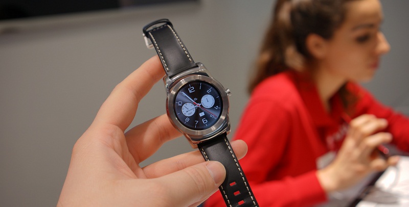 LG Watch R