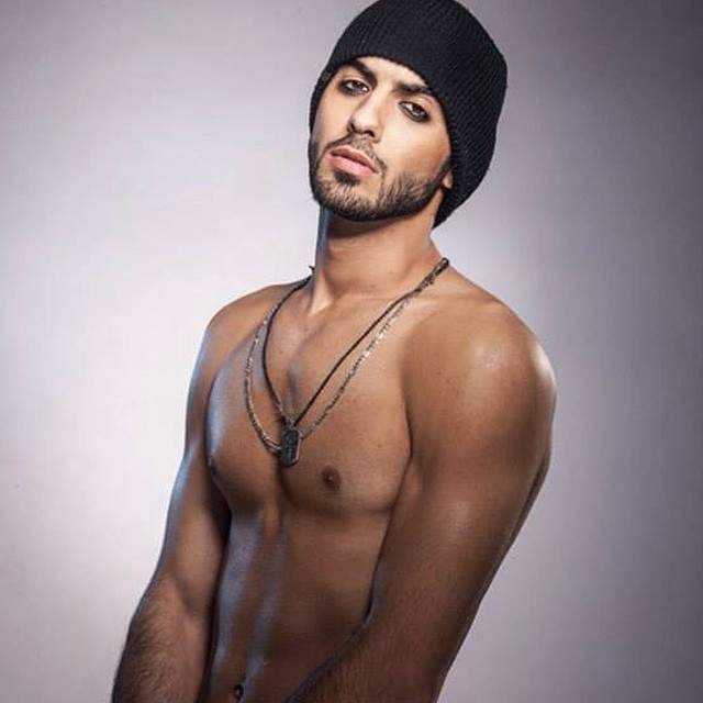 Và vẻ ngoài bụi bặm phong trần hiện tại