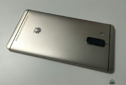 Mặt sau của Huawei Mate S Mặt sau của Huawei Mate S