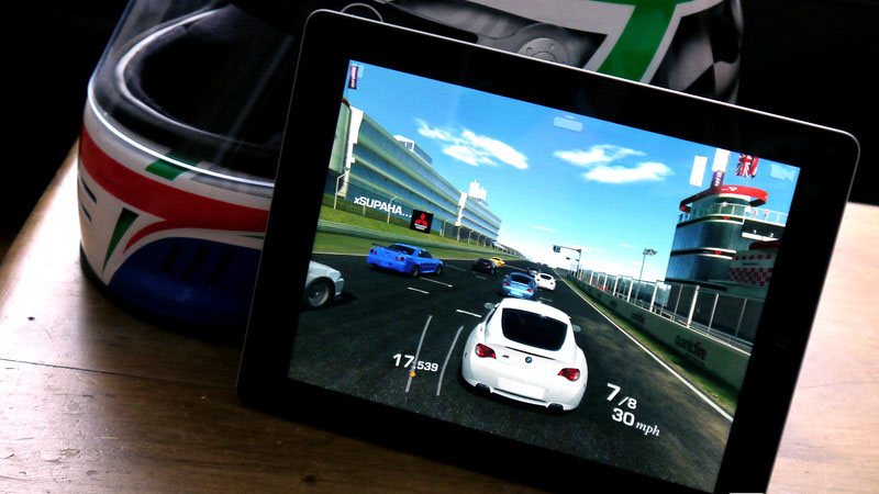 [Review] Real Racing 3: Đường đua nảy lửa