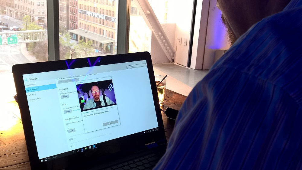 Công nghệ nhận dạng khuôn mặt Windows Hello Công nghệ nhận dạng khuôn mặt Windows Hello