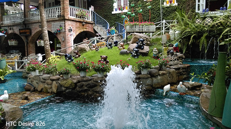 camera-htc-desire-826