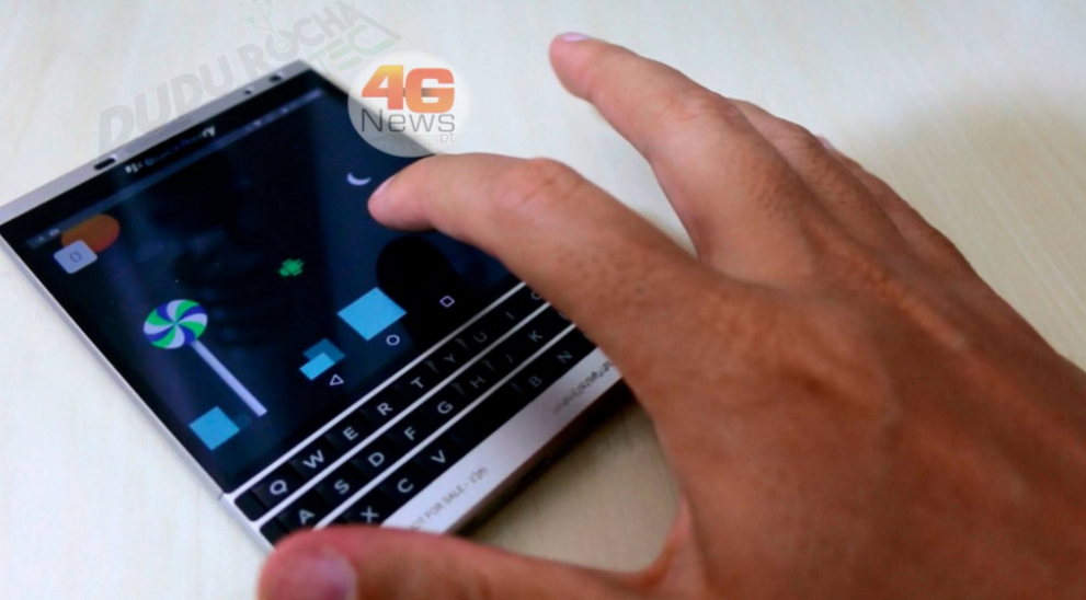 BlackBerry Passport có thể chơi cả game Android