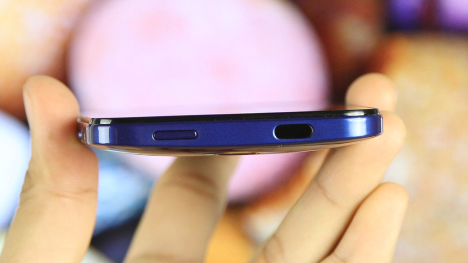 HTC Buttlerfly 2 HTC Buttlerfly 2