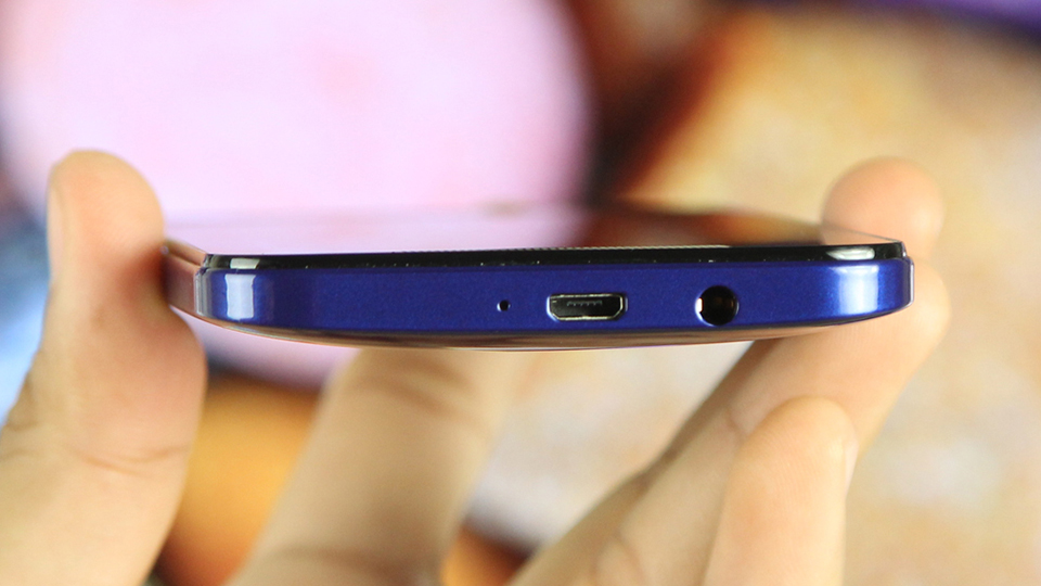 HTC Buttlerfly 2 HTC Buttlerfly 2