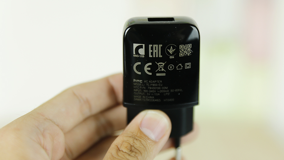 Củ sạc HTC Buttlerfly 2 Củ sạc HTC Buttlerfly 2