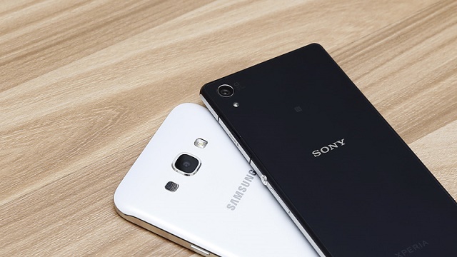 Galaxy A8 vs Xperia Z2 Galaxy A8 vs Xperia Z2