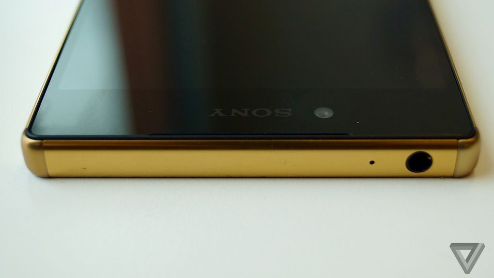 sony xperia z5-6